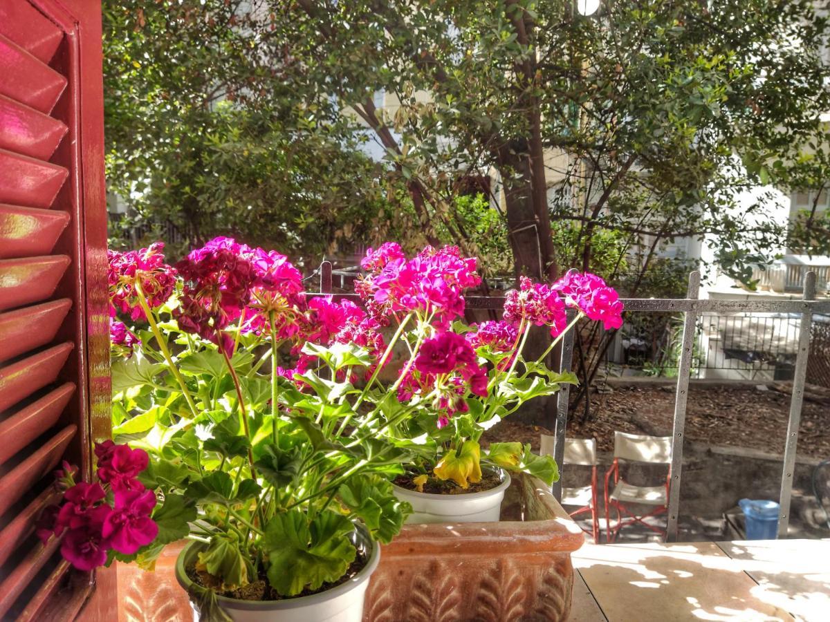 Under The Rock Of Acropolis By Yha Apartment Athens Ngoại thất bức ảnh