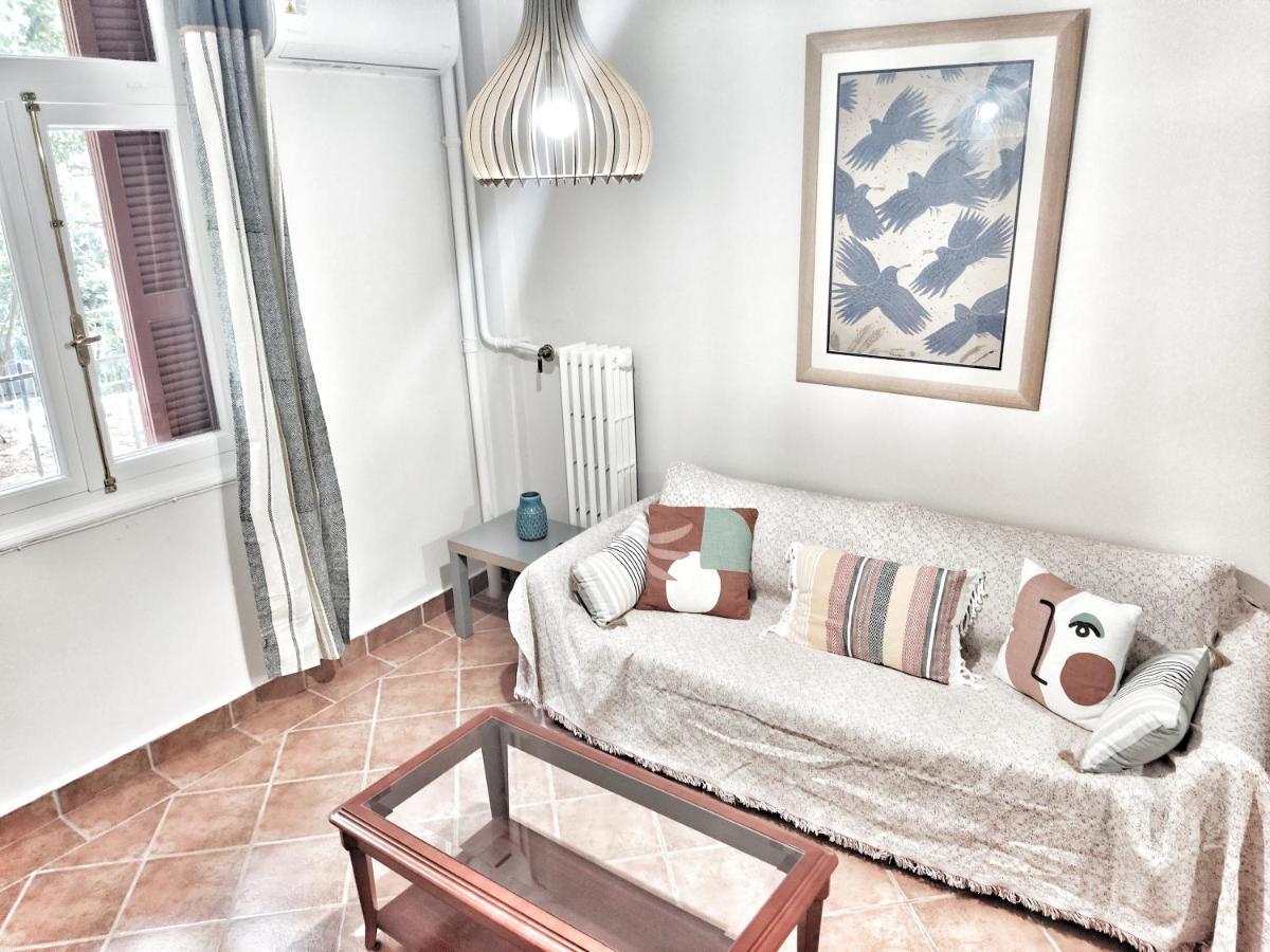 Under The Rock Of Acropolis By Yha Apartment Athens Ngoại thất bức ảnh